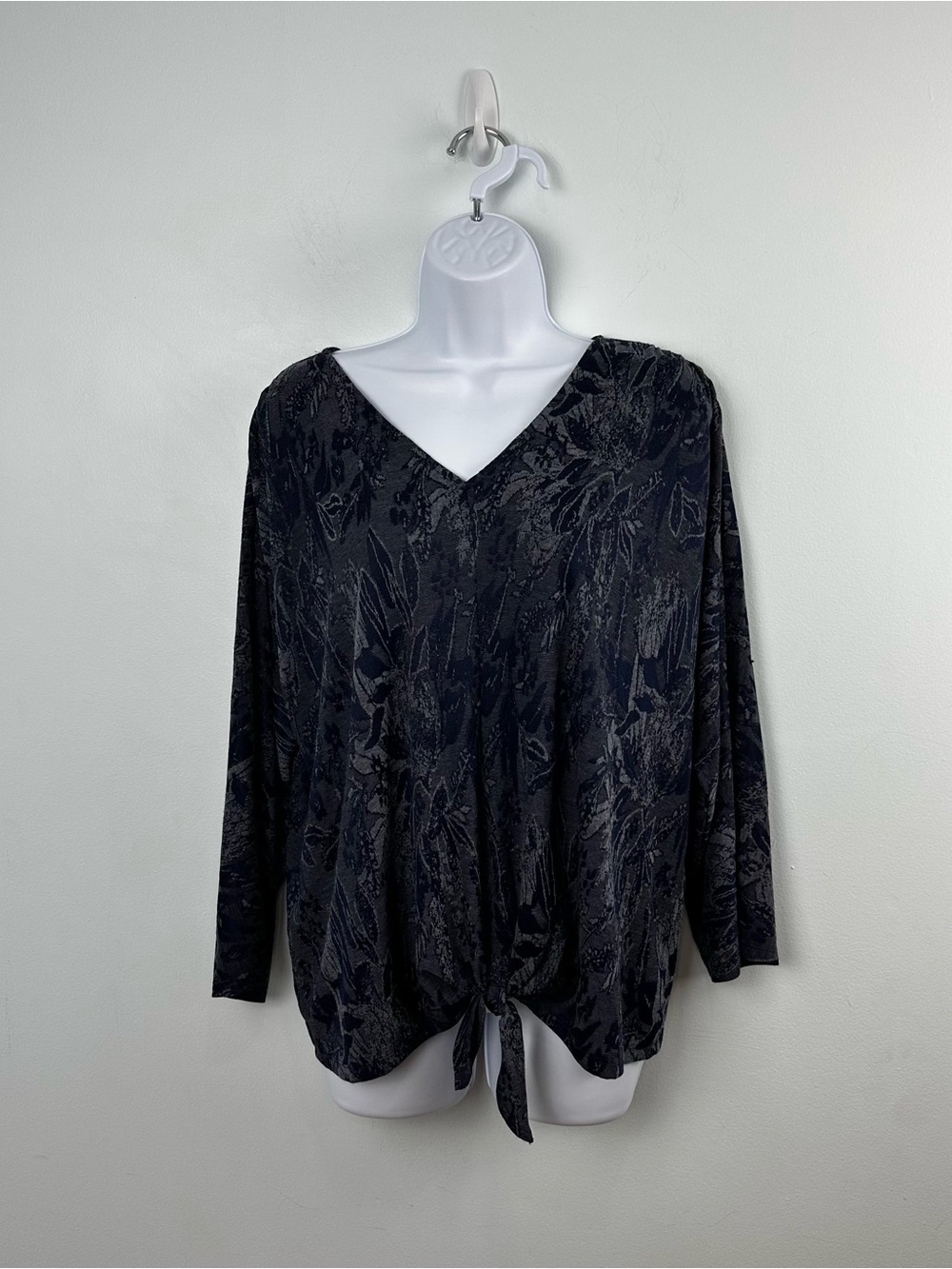Chico's V-Neck Tie-Front 3/4 Sleeve Blouse Blue Floral Size 3 (XL/16)